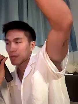 gooodboiii online show from October 11, 2025, 3:32 pm
