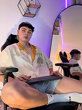 Snapshot of Im_Juaniito chatting on September 12, 2025, 2:11 am Im Juaniito online show from September 12, 2025, 2:11 am