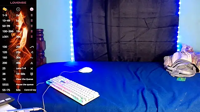 Snapshot of Alexx_1214 chatting on November 15, 2025, 10:26 pm Alexx 1214 online show from November 15, 2025, 10:26 pm