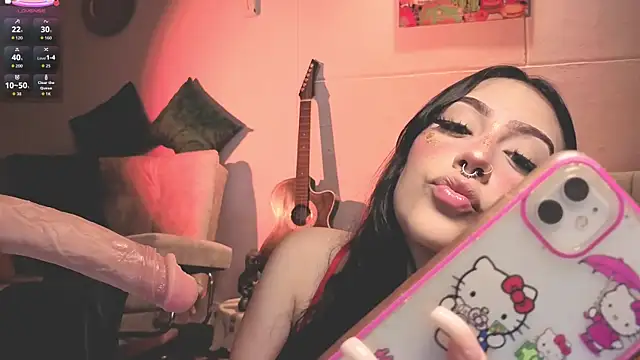 Snapshot of ashlynnlowe_ chatting on September 20, 2025, 7:37 pm ashlynnlowe  online show from September 20, 2025, 7:37 pm