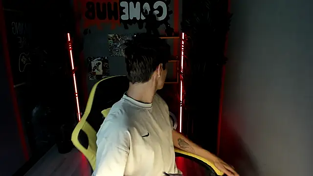 Snapshot of JonnyDarka chatting on September 26, 2025, 11:03 am JonnyDarka online show from September 26, 2025, 11:03 am