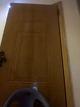 Snapshot of luy-xinh02 chatting on October 9, 2025, 2:15 pm luy-xinh02 online show from October 9, 2025, 2:15 pm