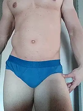 Snapshot of brankinho28 chatting on October 13, 2025, 12:16 pm brankinho28 online show from October 13, 2025, 12:16 pm