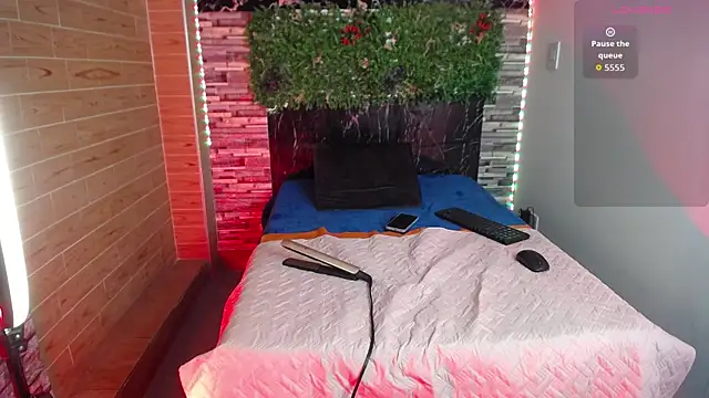 Snapshot of dayis_durand chatting on September 29, 2025, 8:13 pm dayis durand online show from September 29, 2025, 8:13 pm