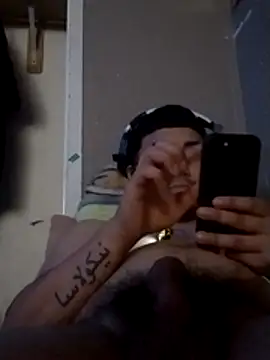 Snapshot of recklessfadez2637 chatting on October 24, 2025, 12:23 pm recklessfadez2637 online show from October 24, 2025, 12:23 pm