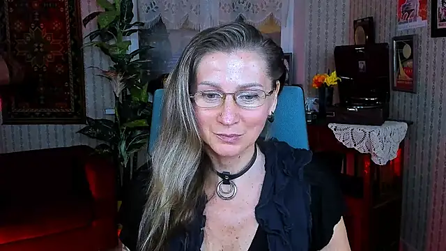 Snapshot of UmaSpace chatting on September 14, 2025, 1:10 pm UmaSpace online show from September 14, 2025, 1:10 pm