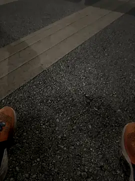 Snapshot of CZpublic chatting on October 20, 2025, 2:28 pm CZpublic online show from October 20, 2025, 2:28 pm