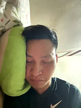 Snapshot of CZpublic chatting on October 21, 2025, 6:08 pm CZpublic online show from October 21, 2025, 6:08 pm