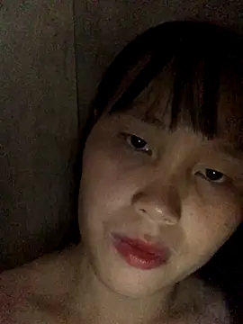 huong-18 online show from October 4, 2025, 2:15 pm