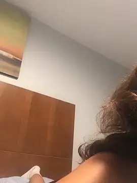 Snapshot of juiicy001 chatting on November 9, 2025, 10:35 am juiicy001 online show from November 9, 2025, 10:35 am