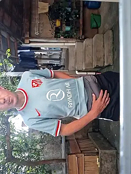 Snapshot of Bottz777 chatting on October 12, 2025, 10:47 am Bottz777 online show from October 12, 2025, 10:47 am