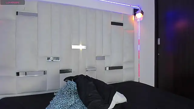 Snapshot of Jacob19_ chatting on October 1, 2025, 12:00 pm Jacob19  online show from October 1, 2025, 12:00 pm