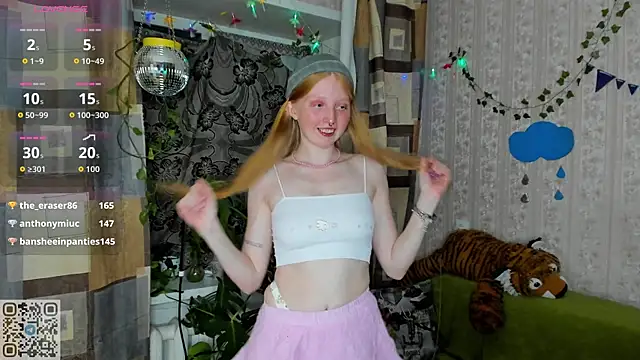 Snapshot of RitaSweety18 chatting on September 24, 2025, 6:33 pm RitaSweety18 online show from September 24, 2025, 6:33 pm