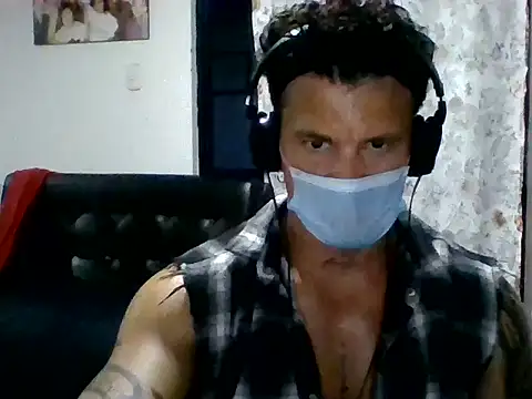 XavierFox1 online show from September 18, 2025, 1:51 am