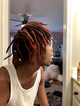 Snapshot of Zayinc chatting on September 20, 2025, 5:47 pm Zayinc online show from September 20, 2025, 5:47 pm