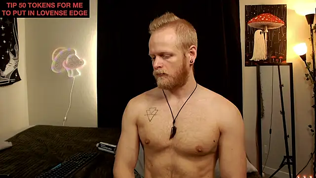 Snapshot of randyroderick chatting on November 7, 2025, 9:26 pm randyroderick online show from November 7, 2025, 9:26 pm