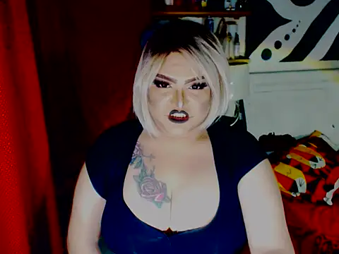 Snapshot of misstresbigcockXXp chatting on September 19, 2025, 4:25 am misstresbigcockXXp online show from September 19, 2025, 4:25 am