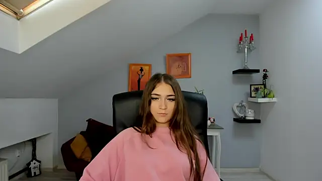 Snapshot of EllaClarke chatting on September 24, 2025, 12:41 pm EllaClarke online show from September 24, 2025, 12:41 pm