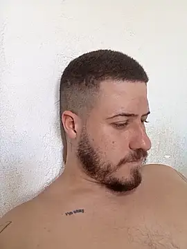 Snapshot of casado031999 chatting on September 28, 2025, 7:19 pm casado031999 online show from September 28, 2025, 7:19 pm