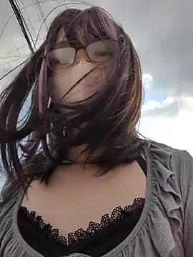 Snapshot of takusaki223 chatting on October 28, 2025, 3:54 am takusaki223 online show from October 28, 2025, 3:54 am