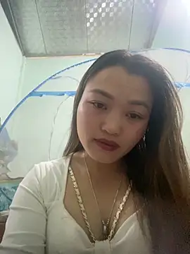 Snapshot of Puka-a chatting on November 1, 2025, 8:05 am Puka-a online show from November 1, 2025, 8:05 am