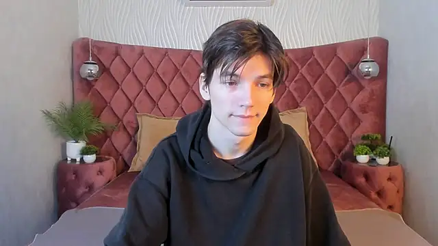 Snapshot of alfred_joness chatting on October 29, 2025, 7:21 am alfred joness online show from October 29, 2025, 7:21 am