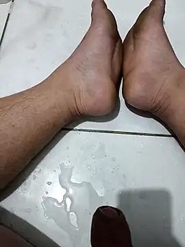 Snapshot of Nunes006 chatting on September 29, 2025, 6:35 pm Nunes006 online show from September 29, 2025, 6:35 pm