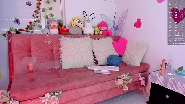 SophieLAmour online show from October 10, 2025, 2:10 am