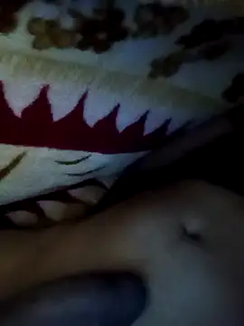 Snapshot of alone_boy802 chatting on October 8, 2025, 6:05 pm alone boy802 online show from October 8, 2025, 6:05 pm