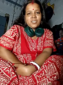 Snapshot of reya743 chatting on October 2, 2025, 8:05 pm reya743 online show from October 2, 2025, 8:05 pm