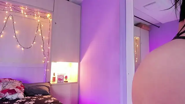 Snapshot of VictoriaBaass chatting on September 29, 2025, 12:10 pm VictoriaBaass online show from September 29, 2025, 12:10 pm