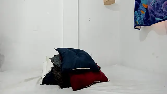 Snapshot of isabella_ma2 chatting on October 14, 2025, 3:02 pm isabella ma2 online show from October 14, 2025, 3:02 pm