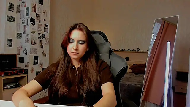 Snapshot of raviolly046 chatting on October 10, 2025, 1:10 pm raviolly046 online show from October 10, 2025, 1:10 pm