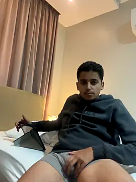 Snapshot of bemjmen chatting on September 26, 2025, 4:49 am bemjmen online show from September 26, 2025, 4:49 am