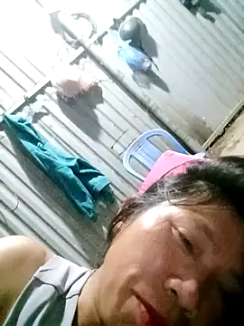 Snapshot of bella-bae chatting on October 15, 2025, 6:19 pm bella-bae online show from October 15, 2025, 6:19 pm