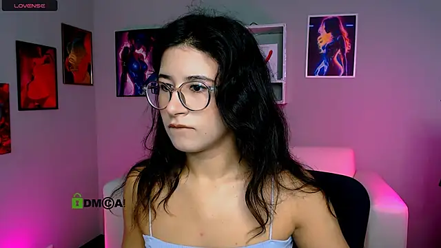lia make love online show from October 18, 2025, 10:05 am