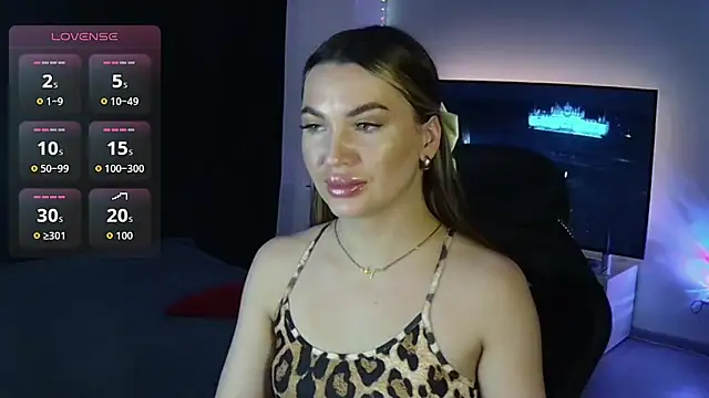 Snapshot of MissMaya__ chatting on October 3, 2025, 7:55 pm MissMaya   online show from October 3, 2025, 7:55 pm