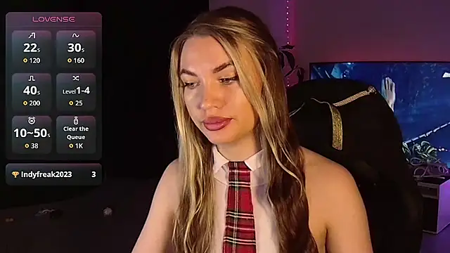 Snapshot of MissMaya__ chatting on October 21, 2025, 8:20 pm MissMaya   online show from October 21, 2025, 8:20 pm