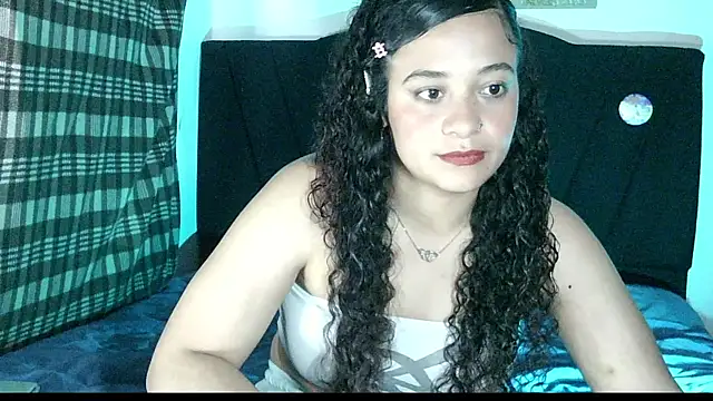 Snapshot of lati0 chatting on October 24, 2025, 8:49 pm lati0 online show from October 24, 2025, 8:49 pm