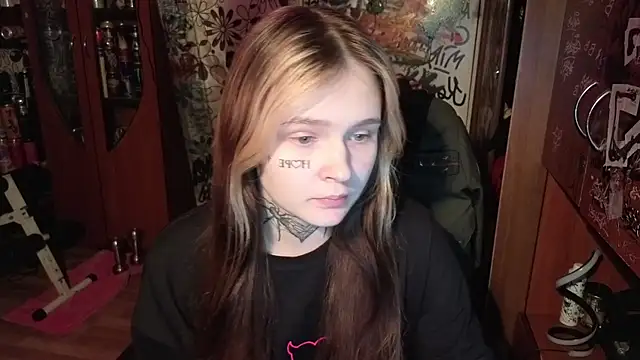 Snapshot of Liaaa_Li chatting on October 21, 2025, 8:09 pm Liaaa Li online show from October 21, 2025, 8:09 pm