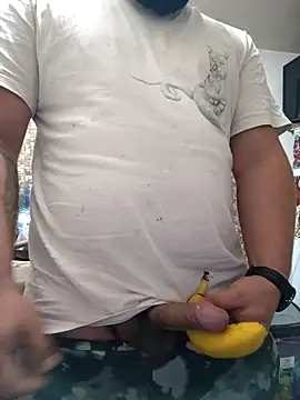 Snapshot of Dragos_01 chatting on October 21, 2025, 2:23 am Dragos 01 online show from October 21, 2025, 2:23 am