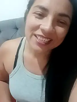 Snapshot of Catalina_Diazz chatting on October 7, 2025, 1:14 am Catalina Diazz online show from October 7, 2025, 1:14 am