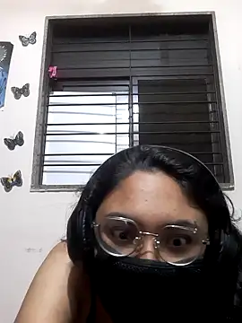 Snapshot of cherriesontop chatting on October 6, 2025, 7:33 pm cherriesontop online show from October 6, 2025, 7:33 pm