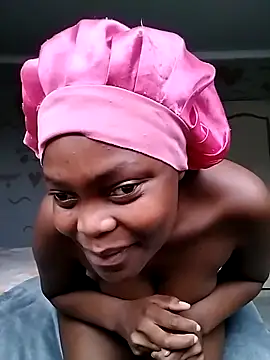 Snapshot of SexyValentinaXX chatting on October 18, 2025, 4:37 am SexyValentinaXX online show from October 18, 2025, 4:37 am