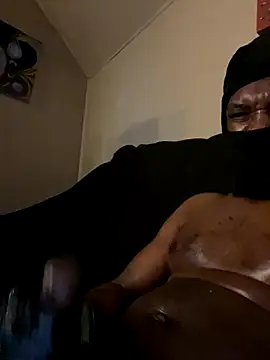 38Bbcking online show from October 10, 2025, 1:21 pm
