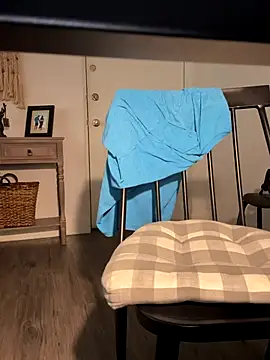 Snapshot of Beefkakey82 chatting on October 29, 2025, 12:29 pm Beefkakey82 online show from October 29, 2025, 12:29 pm