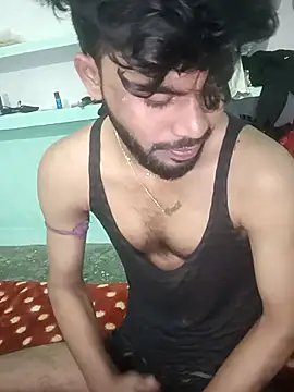 Snapshot of Hotraj24 chatting on November 5, 2025, 6:52 pm Hotraj24 online show from November 5, 2025, 6:52 pm