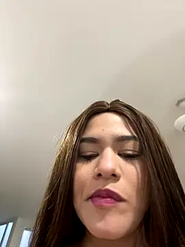 Snapshot of darklove14 chatting on October 21, 2025, 10:21 pm darklove14 online show from October 21, 2025, 10:21 pm