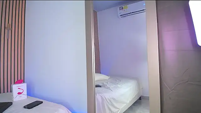 Snapshot of PiaGelvez chatting on October 3, 2025, 1:02 am PiaGelvez online show from October 3, 2025, 1:02 am