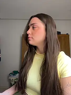 Snapshot of luiza_barcelos chatting on October 29, 2025, 1:13 pm luiza barcelos online show from October 29, 2025, 1:13 pm